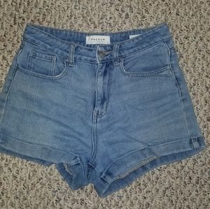 Mom Jean shorts